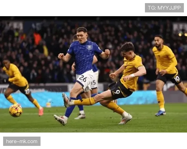 狼队状态回暖，强势冲击英超中游席位