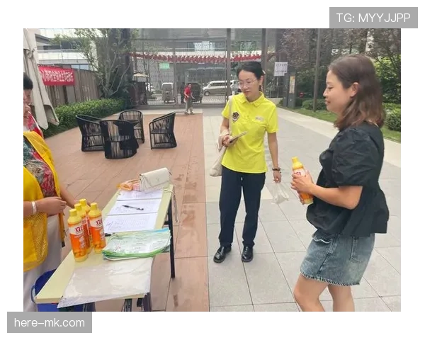 本地社区举办环保公益活动,倡导绿色生活新风尚 本地社区举办环保公益活动,倡导绿色生活新风尚